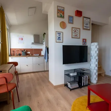 Апартаменты Le Nid Colore T2 Petit Dej' Offert *