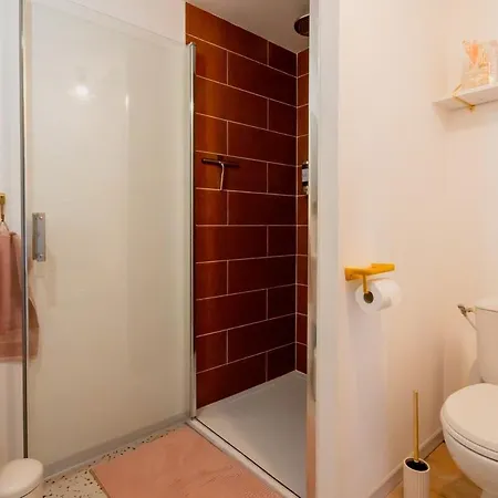 Le Nid Colore T2 Petit Dej' Offert * 圣纳泽尔