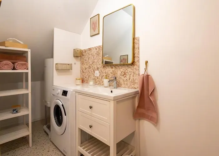 Le Nid Colore T2 Petit Dej' Offert * Saint-Nazaire (Loire-Atlantique)